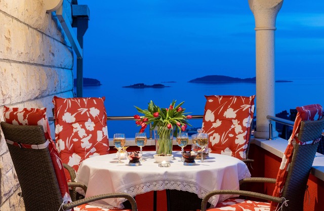 Apartamento para dos personas con terraza y vista al mar Mlini, Dubrovnik (A-8566-b)