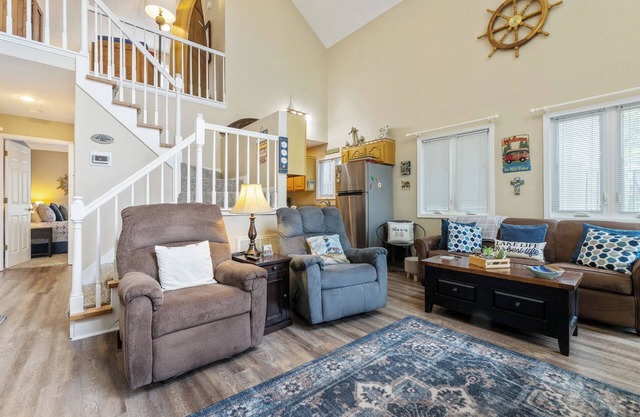 Two-bedroom Bayside Condo