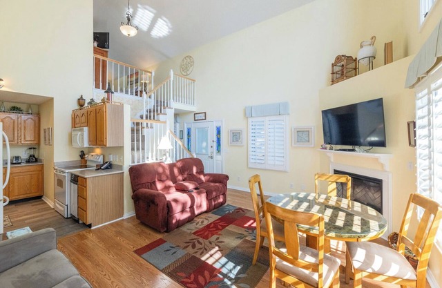Two-bedroom Bayside Condo