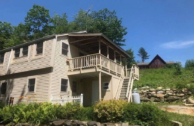 Two Bedroom Lakefront Gateway on Snow Pond