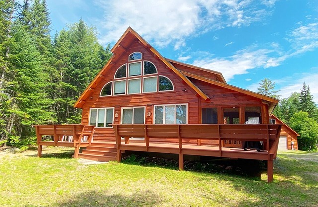 Hermosa casa nueva en Mooselookmeguntic Lake