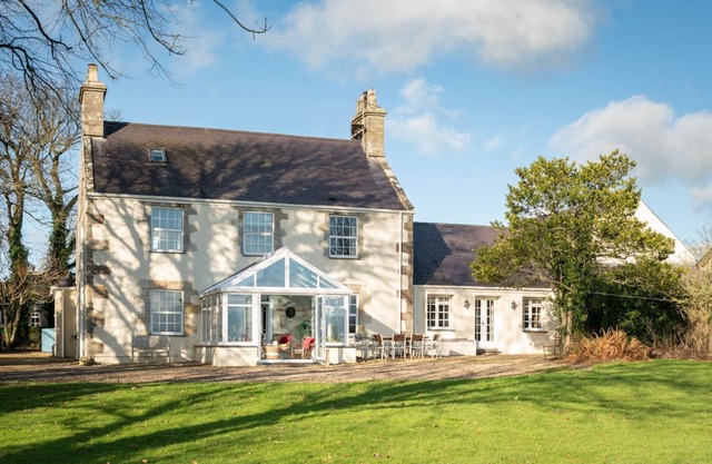 Ty Fferam Bailey - A beautiful 7 bed holiday home in Anglesey