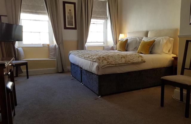 Ty Helyg Guest House