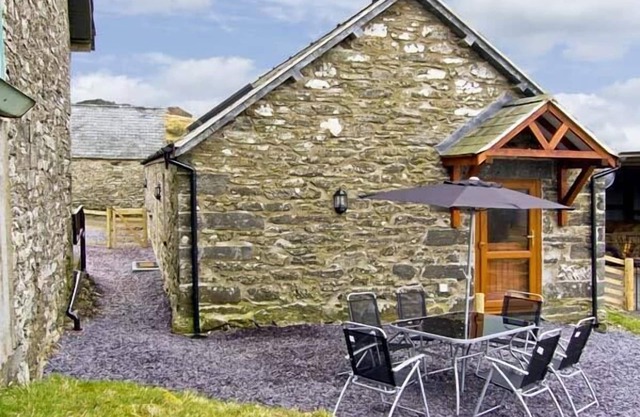 Ty Isaf Penrhyddion, BETWS-Y-COED