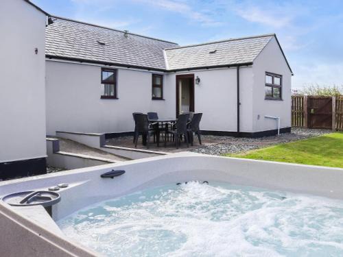 Ty'n Cae Cottage