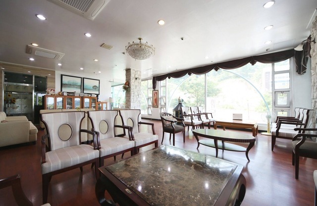 Uljin Baekam Springs Hotel