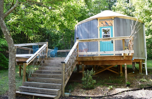Yurta BlueBird única y encantadora en Feathered Fox Farm