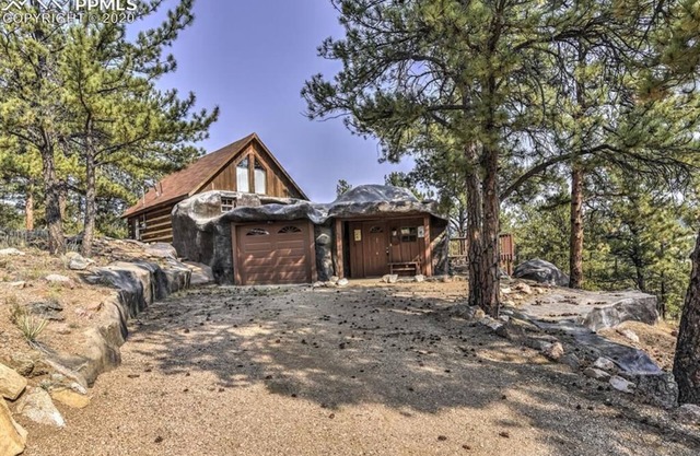 Unique award winning cabin! Get away and relax!