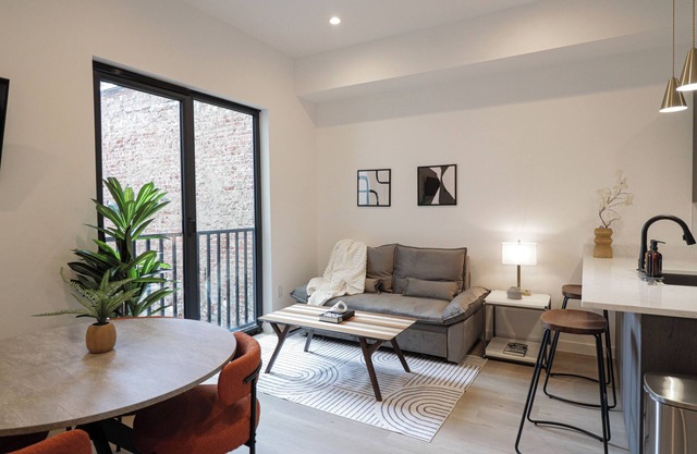 Unit 6: Studio /Queen +Sofa Bed in the heart of DC