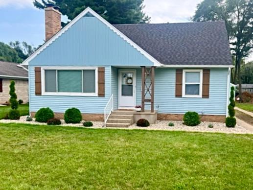 Updated 4-Bedroom Craftsman Home Close To ND!