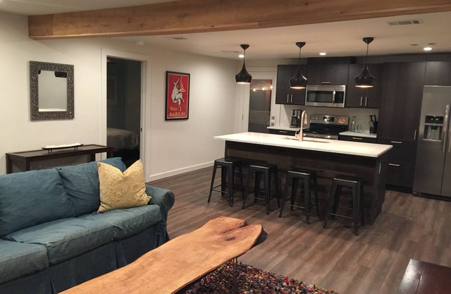 Bungalow Modern Lake Travis actualizado con acceso al lago