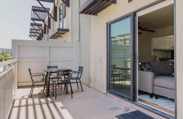Upscale Foster City 2BR w/Pool, near Parks & Schools, by Blueground