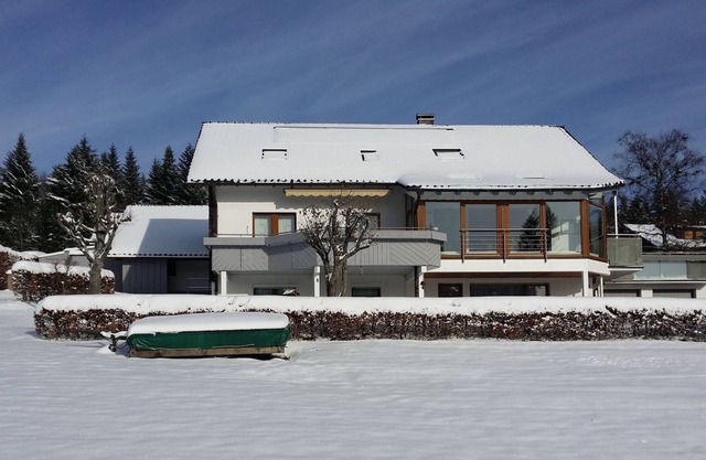 Apartamento de lujo en Kniebis con terraza y jardín
