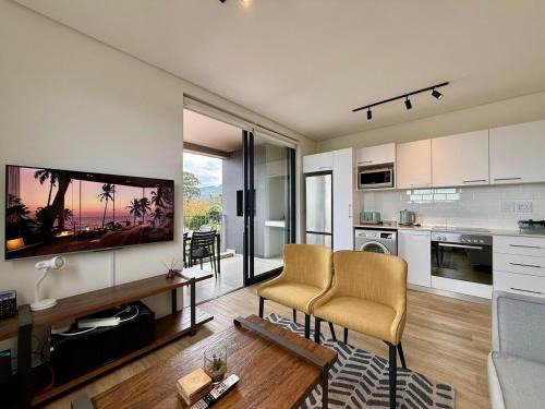 Urban Escape - Le Jardin Unit 301