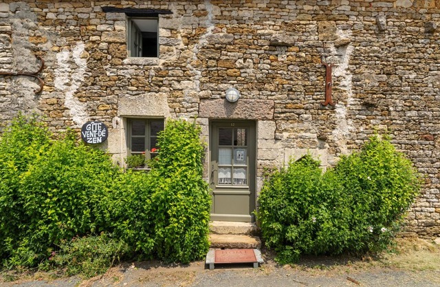 Vacation Home "Gîte - Vent Dé Zen" with Private Terrace