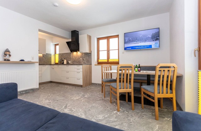 Vacation apartment/apartment for 4 guests with 65m² in Lend (295712)