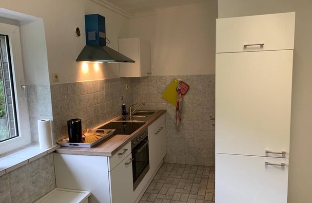 Apartamento / instalador recientemente renovado en la planta baja con terraza en una ubicación central