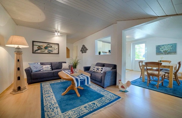 Vacation apartment/apartment for 2 guests with 70m² in Fehmarn OT Lemkendorf (60012)