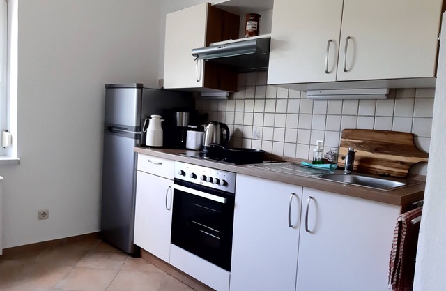 Holiday home in the outskirts of the village near Güstrow for 5 guests + child