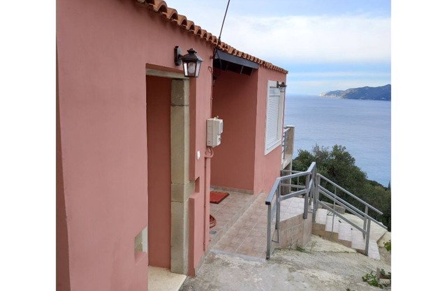 Casa de vacaciones "Pantheon House" con vistas al mar, balcón y Wi-Fi