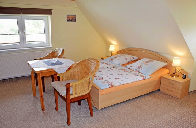 Habitación de vacaciones bajo techo de paja Groot Partie - Habitación de vacaciones bajo techo de paja en Plogshagen / Hiddensee