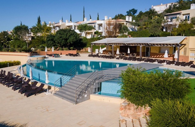 Vale da Ribeira 2BDR House W/ Pool by LovelyStay