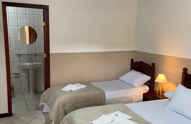 Verona Paraty Inn