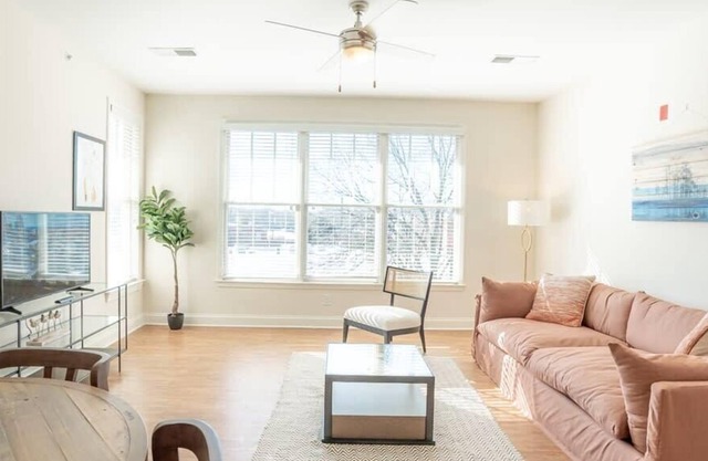 Viagem|Bright and Relaxing 2BR in Prime Location