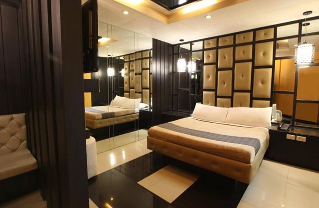 Victoria Court Las Piñas