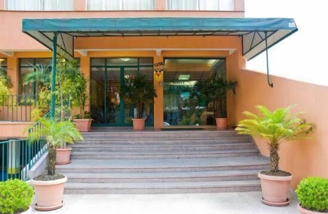 Vicz Palace Hotel