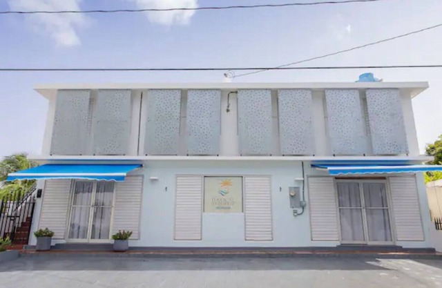 Vieques Tropical Guest House - Room 1 / Punta Arenas