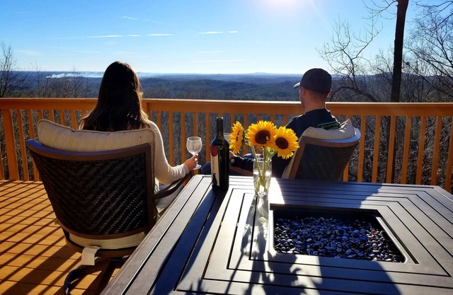 Serenity Ridge Cabin-Helen / Cleveland, GA, recientemente renovada