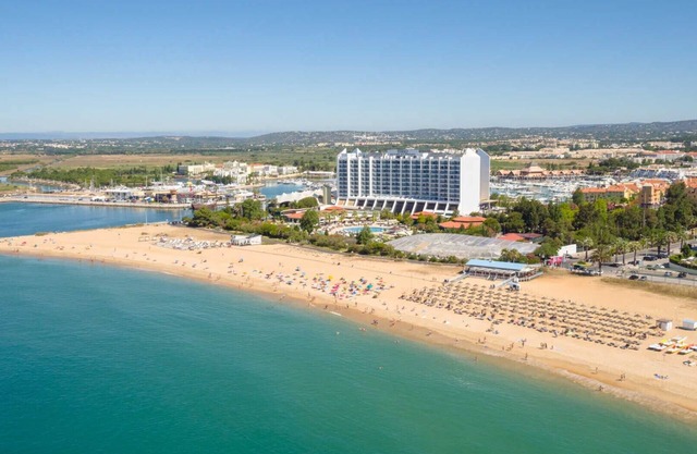 Vilamoura Central 2 With Pool by Homing