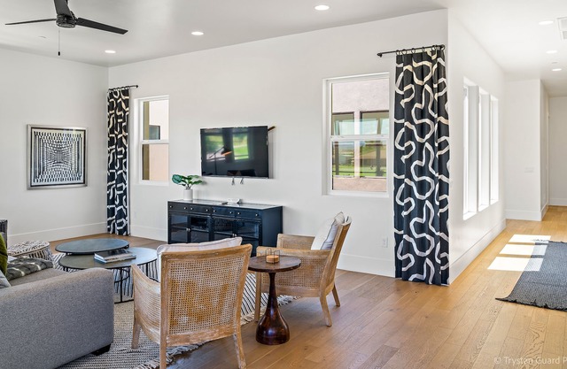 Nueva Villa 6, todas las Master Suites! ¡Recurso! Bloomington Country Club!