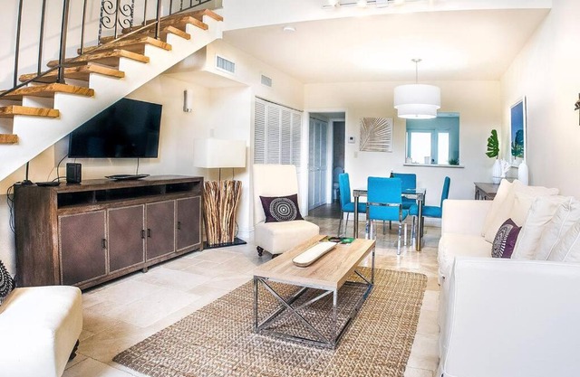 Villa at St. James Place “H”, Luxury, Pet Friendly