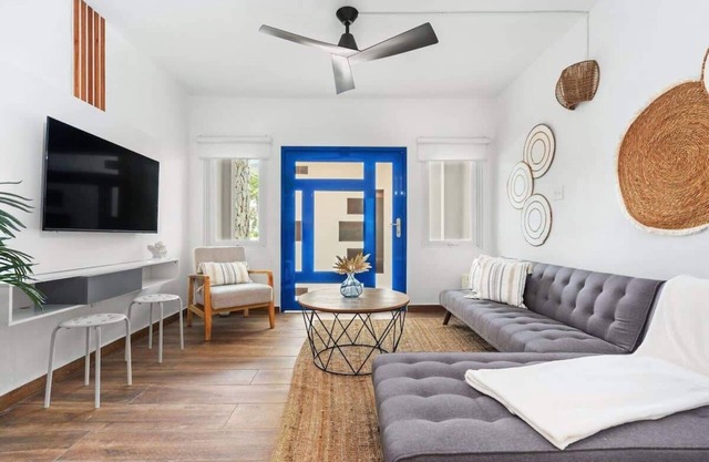 Villa Atlántico Pez | Trendy 2 BR w/ Parking
