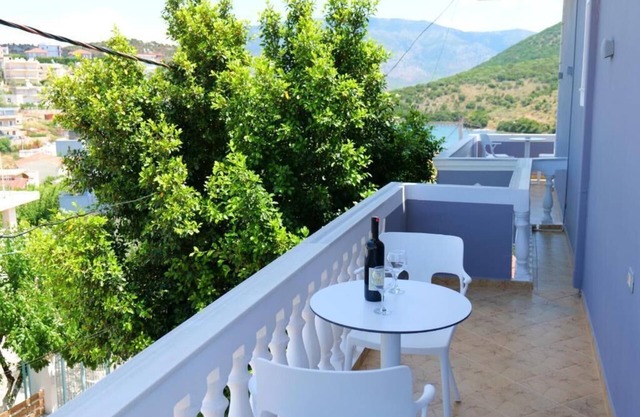 Villa CACA