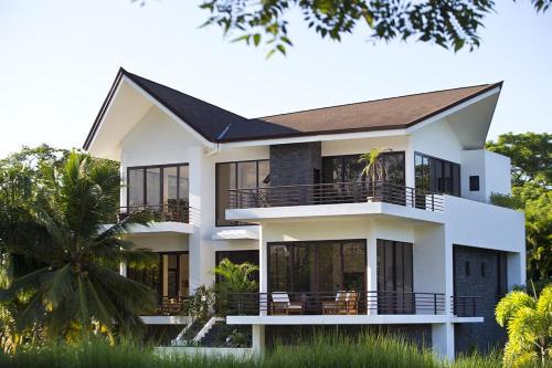 Villa Cala Honda, Private Beachfront Escape