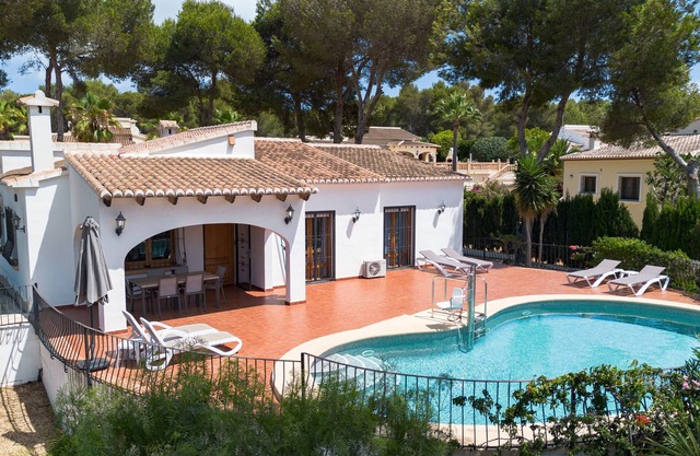 Villa 'Casa De La Risa' con piscina privada, Wi-Fi y aire acondicionado