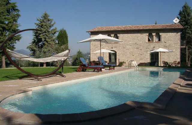 VILLA CASOLARE Villa de 4 dormitorios con piscina panorámica cerca de Perugia Gubbio Assis