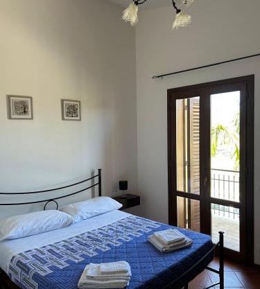 Villa del Conte Holidays