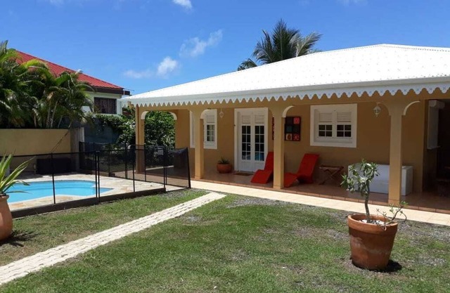 Villa Emmanuel y su piscina!