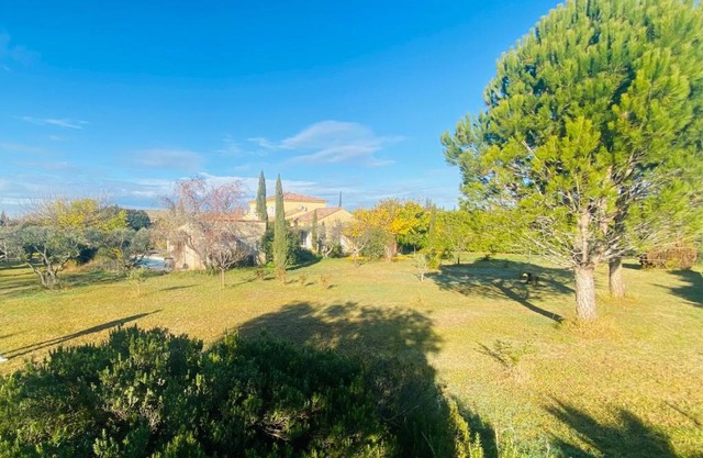 Villa en campagne en Arles