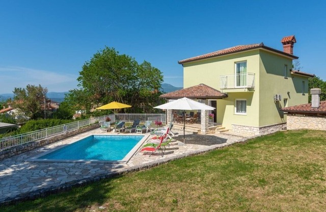 Villa Ester in Krsan