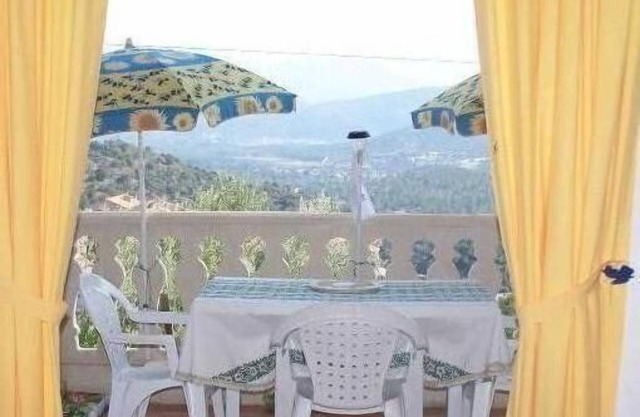 Villa F3 con piscina y pizzería abierta todo el año.