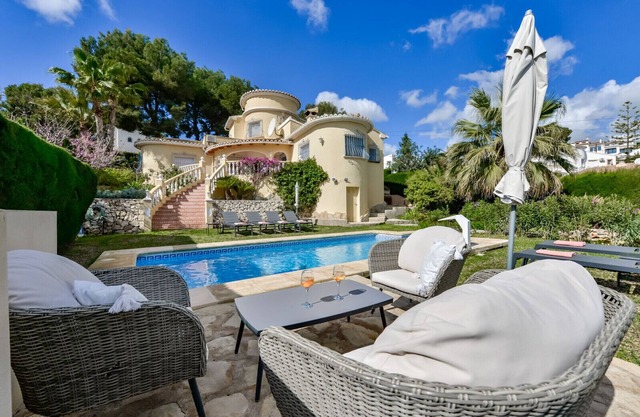 Alquiler de villa en Moraira, CLEO con Piscina Climatizada