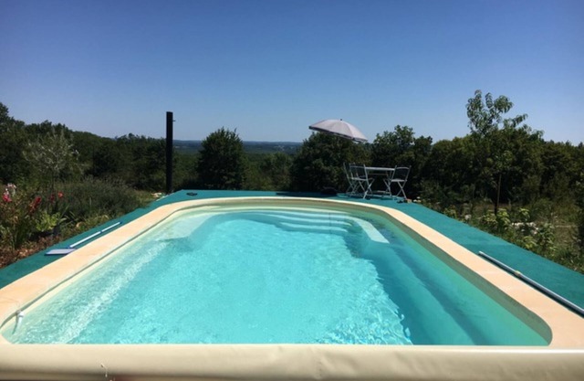 Villa en Cazals con piscina y lago cercano
