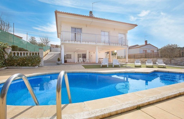 Villa en Lloret de Mar con piscina privada