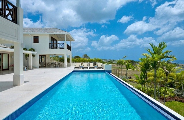 Villa Infinity House by Fantasia Villas