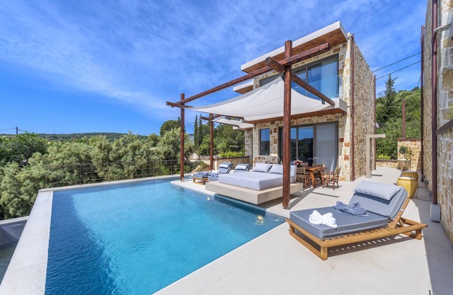 Villa "Ino" con vistas al mar, piscina privada y Wi-Fi